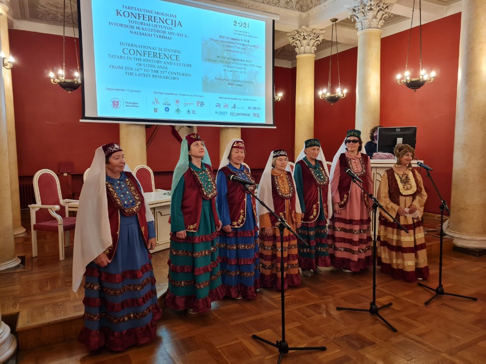 Состоялась конференция 'Татары в истории и культуре Литвы с 14 по 21 столетия: новейшие исследования' ,имо