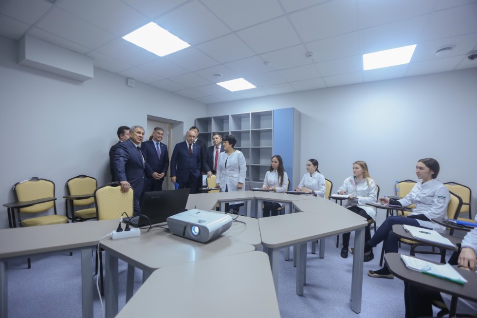 President of Tatarstan Rustam Minnikhanov visited the opening ceremony of the University Clinic's outpatient facility
