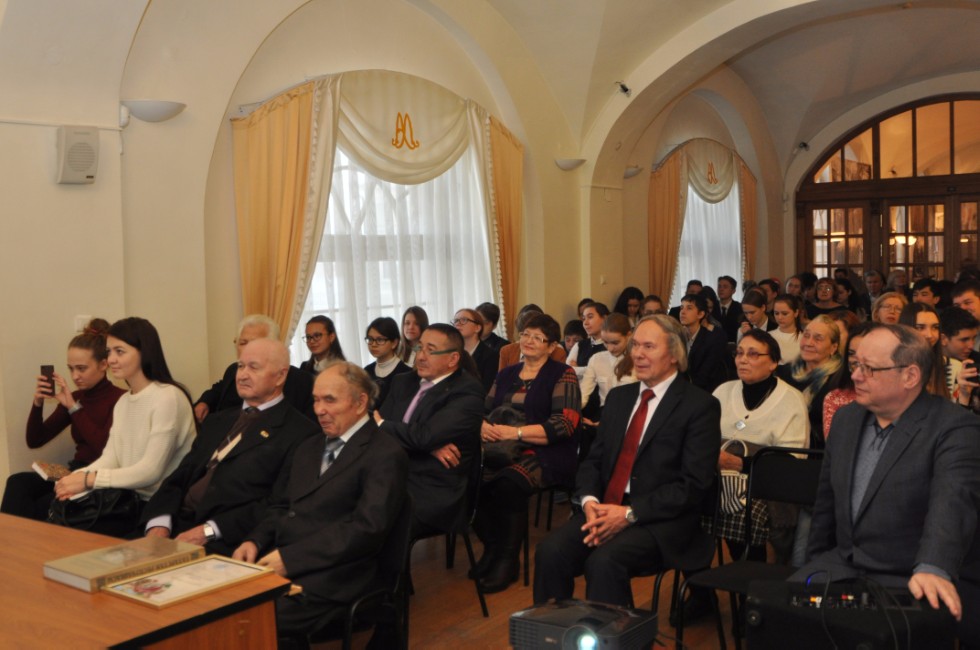 � ������������ ����� �� � ������ ����� '�����������' ���������� �������, ����������� ������� ������������ ����