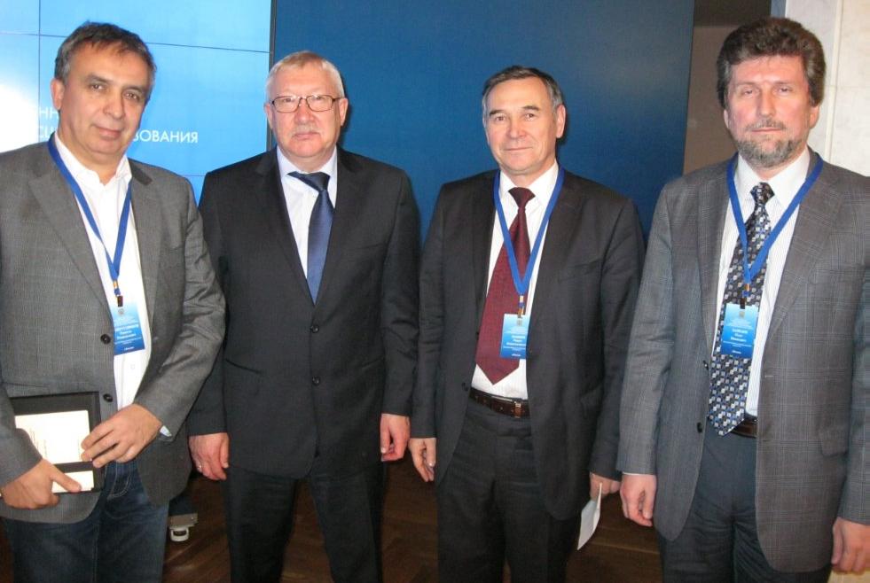 ������-����������������� ������