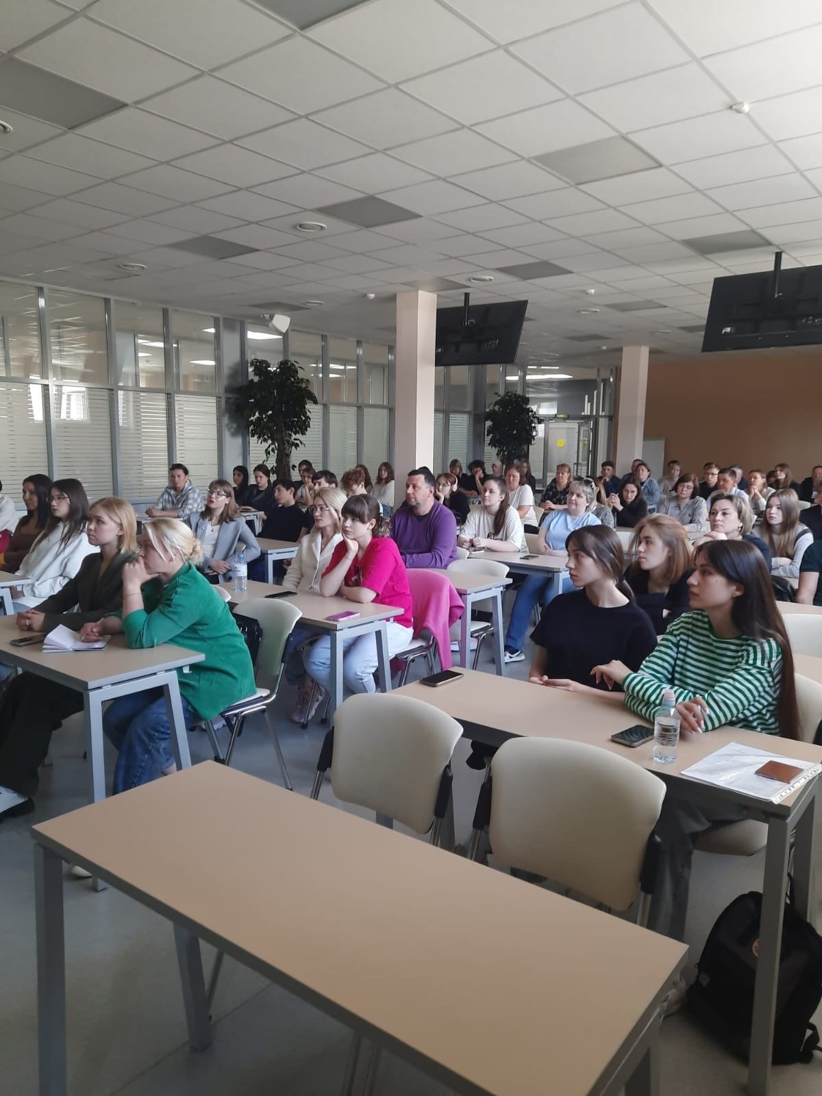 13 мая в Институте управления, экономики и финансов прошел День открытых дверей. 13 мая в Институте управления, экономики и финансов прошел День открытых дверей.