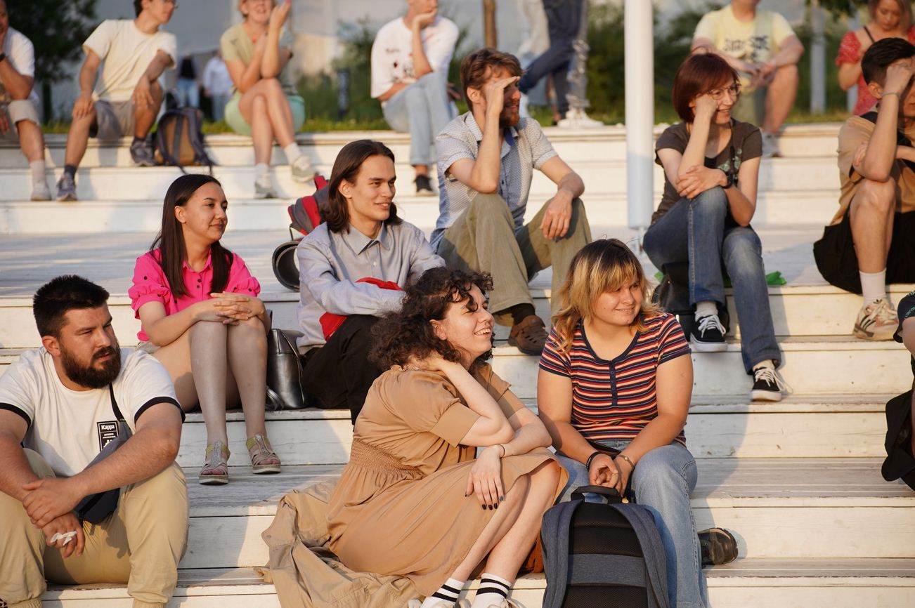 28 ���� � ����� 