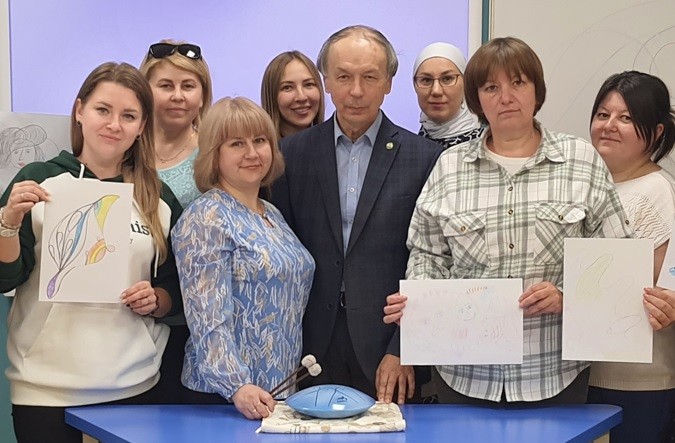 ����������-FIMBO