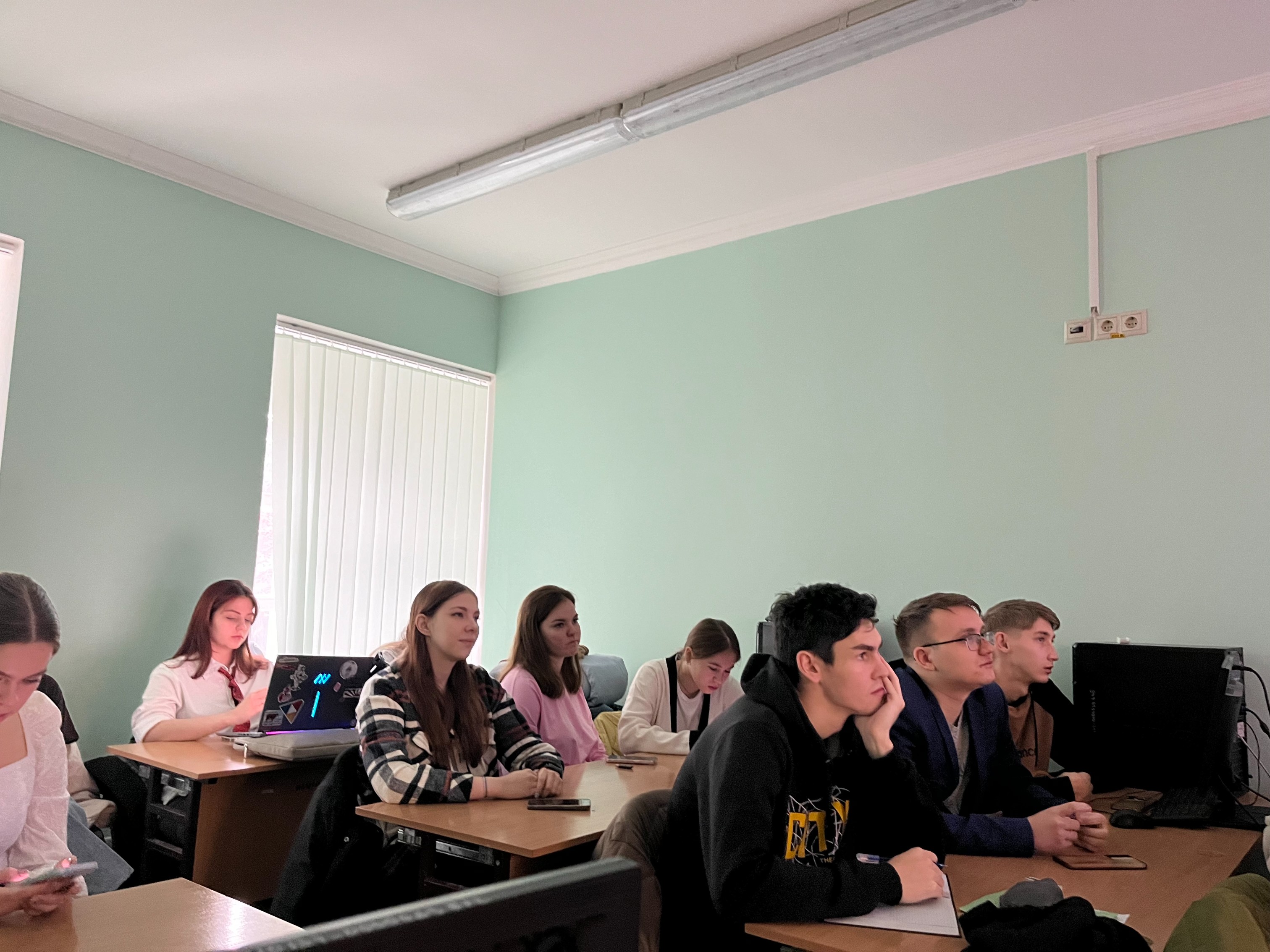 Отчетная конференция по педагогической практике студентов 4 курса педагогического отделения Института математики и механики имени Н.И. Лобачевского Отчетная конференция по педагогической практике студентов 4 курса педагогического отделения Института математики и механики имени Н.И. Лобачевского