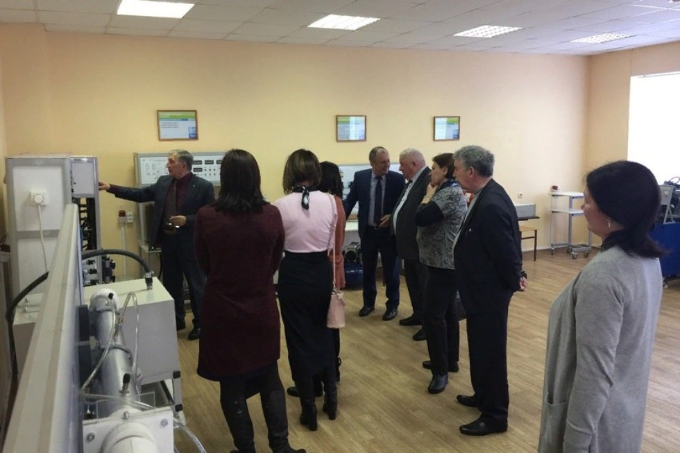 � ���������� ��������� ��� �������� ����� ��������� ������������ ��� ���������� ����