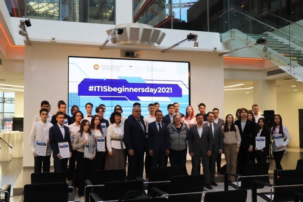 The head of the Laboratory of Intelligent Robotic Systems received the departmental award The head of the Laboratory of Intelligent Robotic Systems received the departmental award