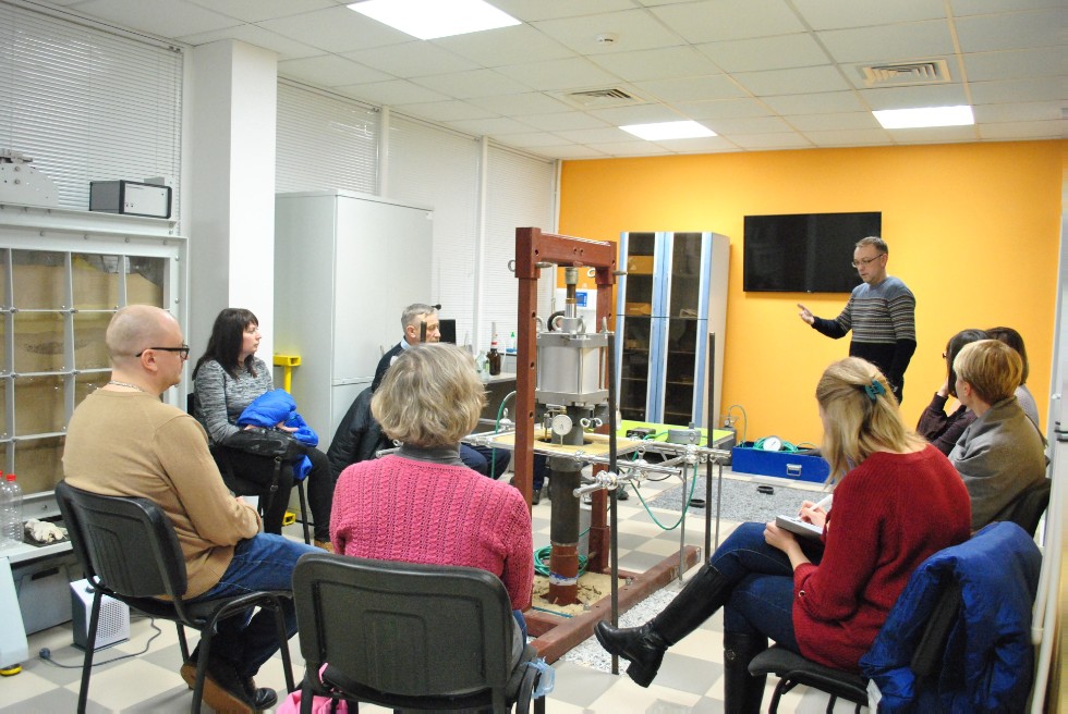 Специалисты из одиннадцати городов России и Кубы обучились в КФУ Специалисты из одиннадцати городов России и Кубы обучились в КФУ