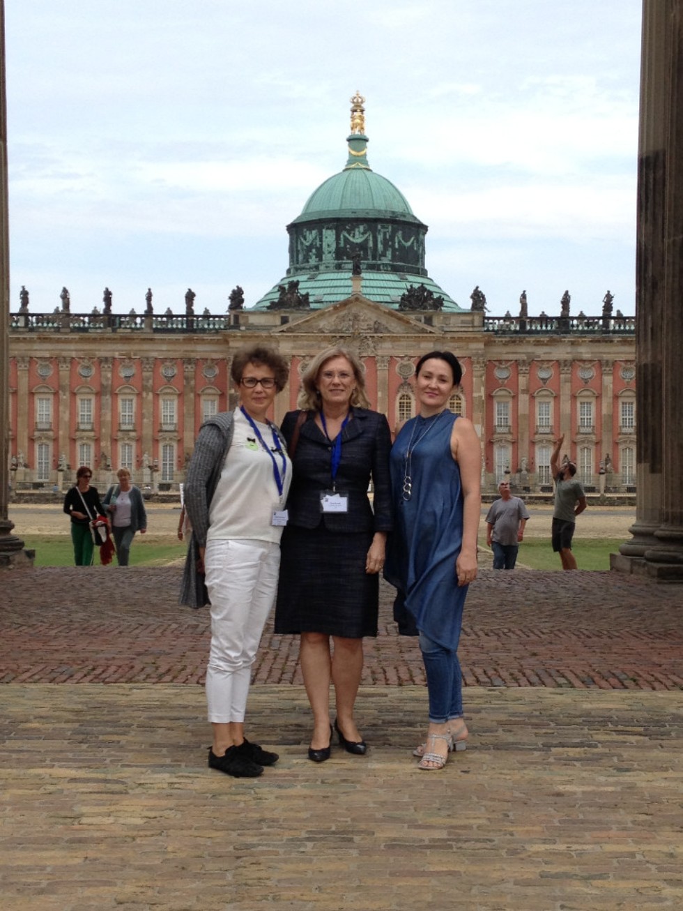 �����������