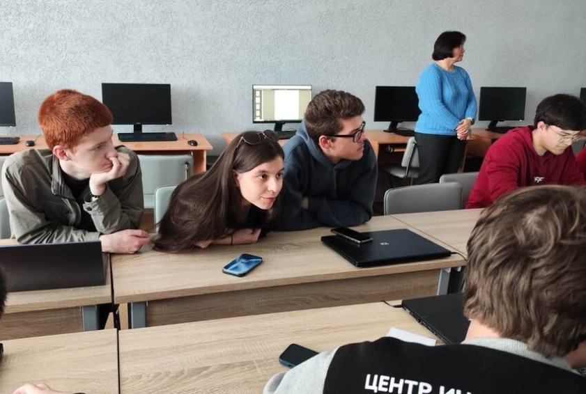 'Путешествие в космос': квиз ко Дню космонавтики прошел в Елабужском институте КФУ 'Путешествие в космос': квиз ко Дню космонавтики прошел в Елабужском институте КФУ