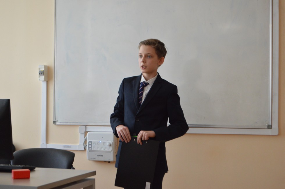 ������ ��� 4-7 ������� ���������, ������������� � ���������� � ����������� ��������