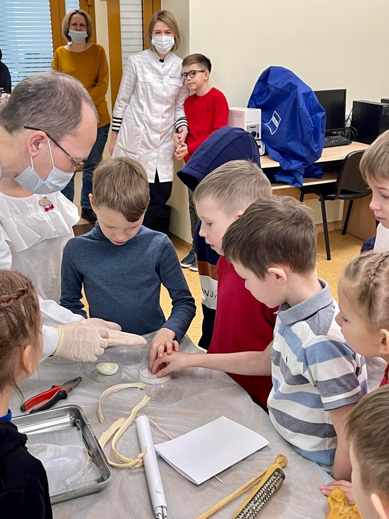 Общеразвивающие программы для детей в ИФМиБ КФУ 2022 Общеразвивающие программы для детей в ИФМиБ КФУ 2022