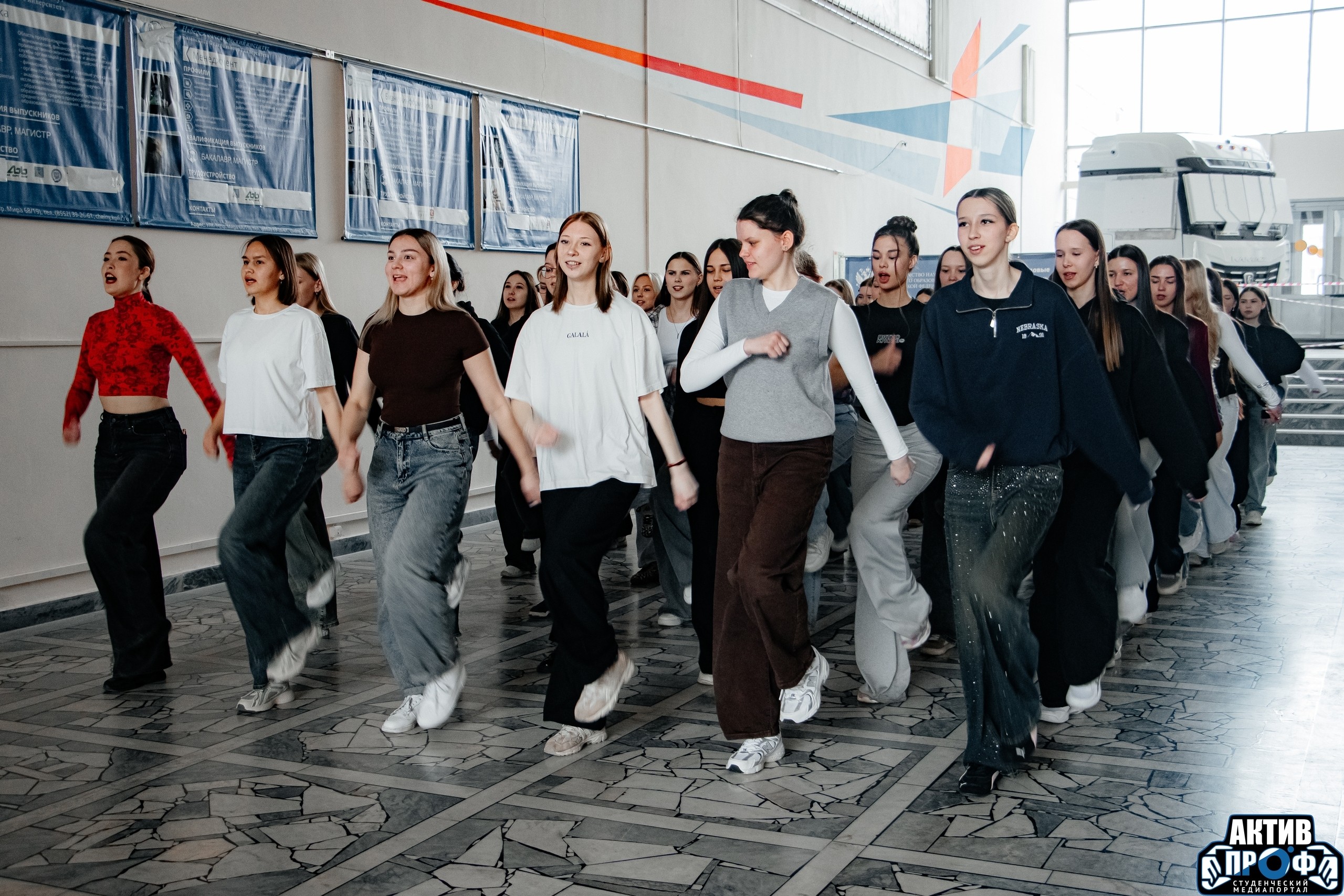 ����� � ����� ,����� ������, ������������ �������� &laquo;������-����&raquo;, ���������