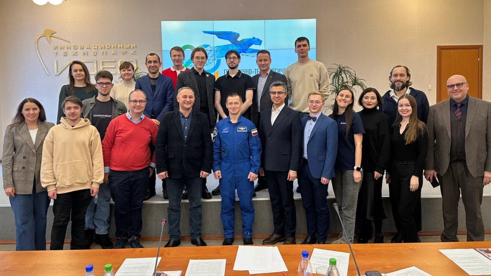 DML: ���� ? ������