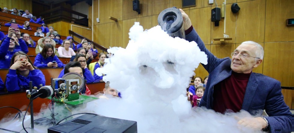 Department of General Physics Department of General Physics