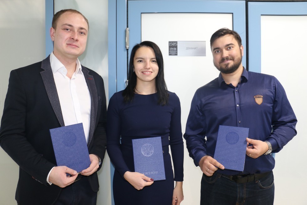 The first graduates of postgraduate study of the Higher Institute of Information Technologies and Intelligent Systems got a Postgraduate Certificate of Education ,ITIS, LIRS, postgraduate study, robotics, dissertation