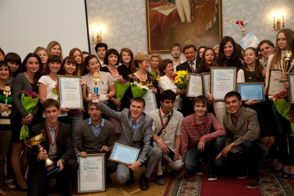 Лучшие кураторы 2011/2012 учебного года Лучшие кураторы 2011/2012 учебного года