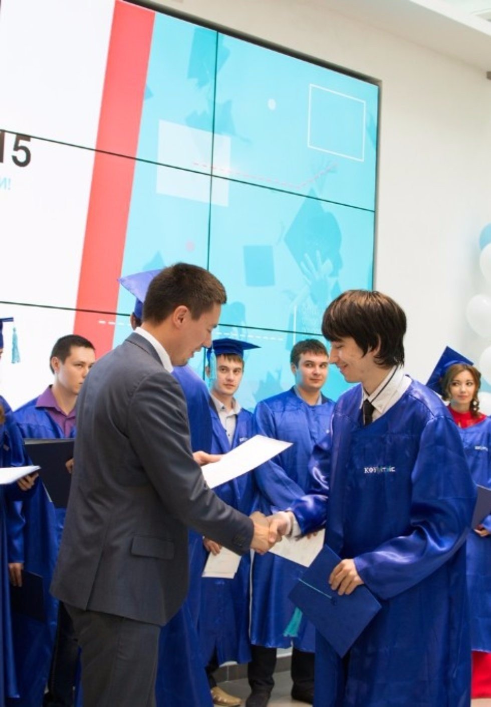#ITISPROM2015 - We did it! ,Kazan (Volga region) Federal University, Kazan University, ITIS, diplomas, Roman Aleksandrovich Shaikhutdinov, Anton Grachev, ceremony, first graduates,