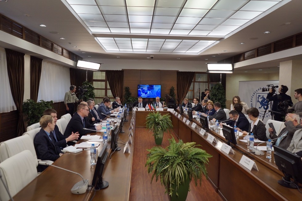 Russian-Belarusian Expert Club Discusses Questions of Transcontinental Corridors in Eurasia