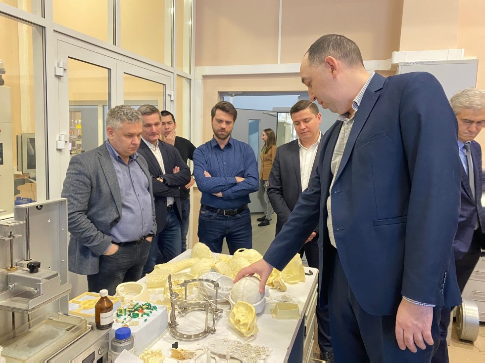 Представители ПАО Представители ПАО