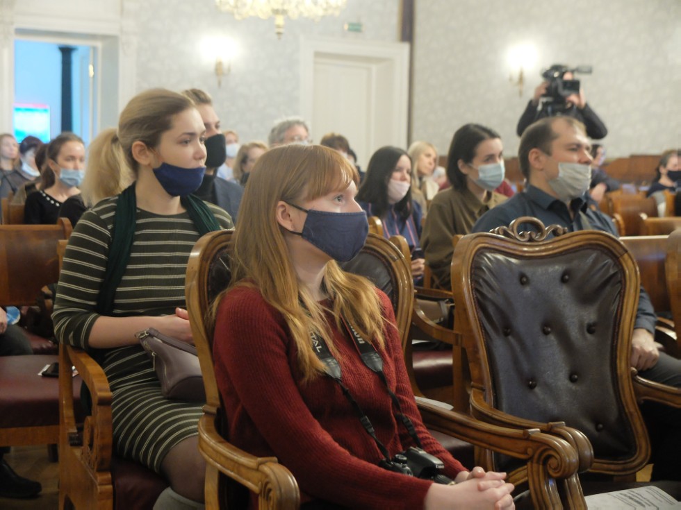 ���� 25 ���