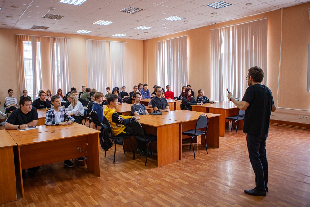 В Елабужском институте продолжаются мероприятия, посвященные дню рождения А.С. Пушкина В Елабужском институте продолжаются мероприятия, посвященные дню рождения А.С. Пушкина
