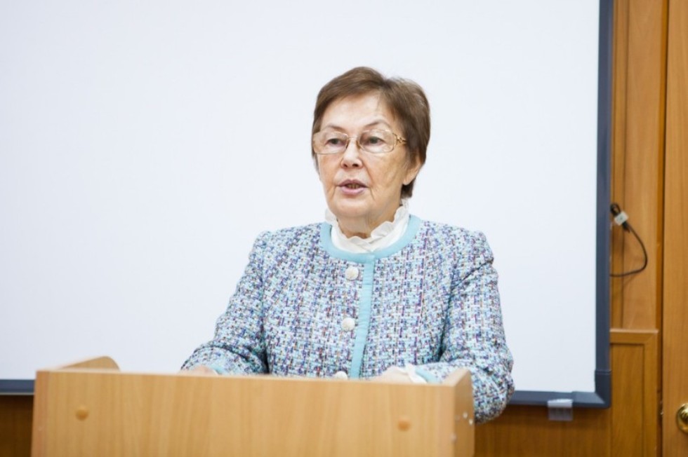 В Елабужском институте состоялась Всероссийская научно-практическая конференция 'Наука и молодежь' В Елабужском институте состоялась Всероссийская научно-практическая конференция 'Наука и молодежь'