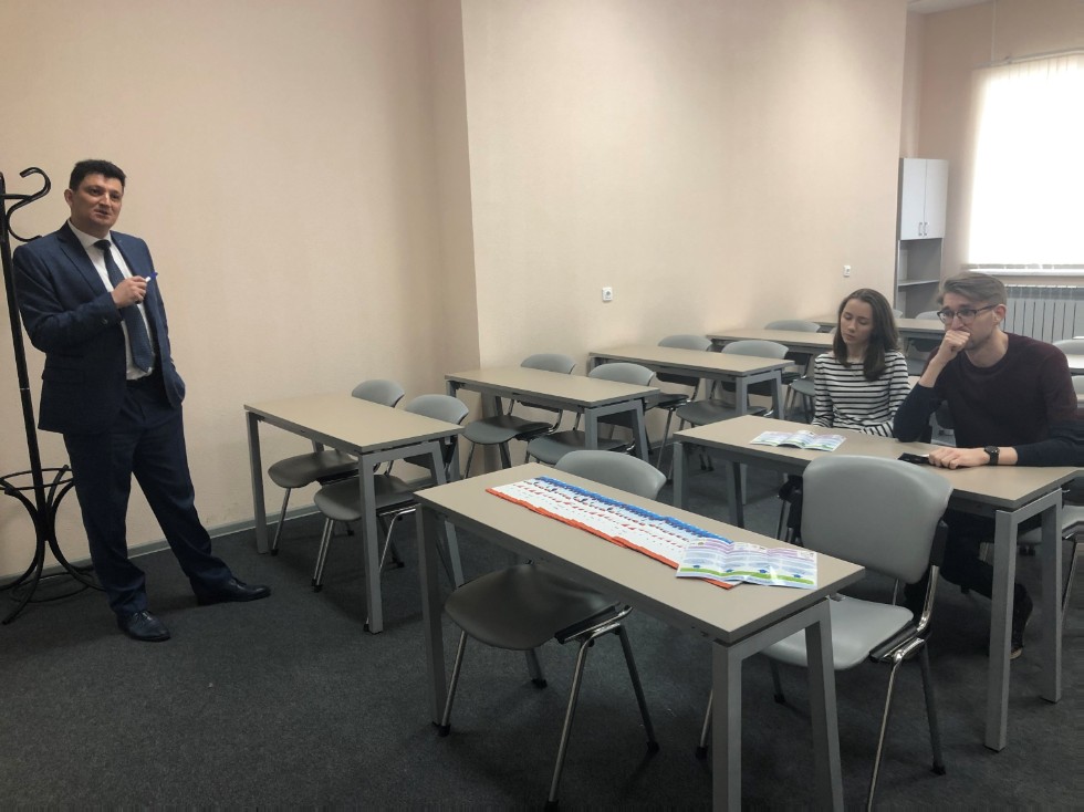 Кафедра финансовых рынков и финансовых институтов на Дне открытых дверей Кафедра финансовых рынков и финансовых институтов на Дне открытых дверей