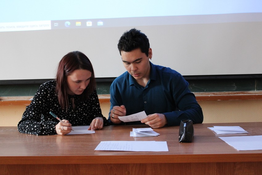 Названы победители секций по истории Итоговой научно-образовательной конференции студентов Названы победители секций по истории Итоговой научно-образовательной конференции студентов