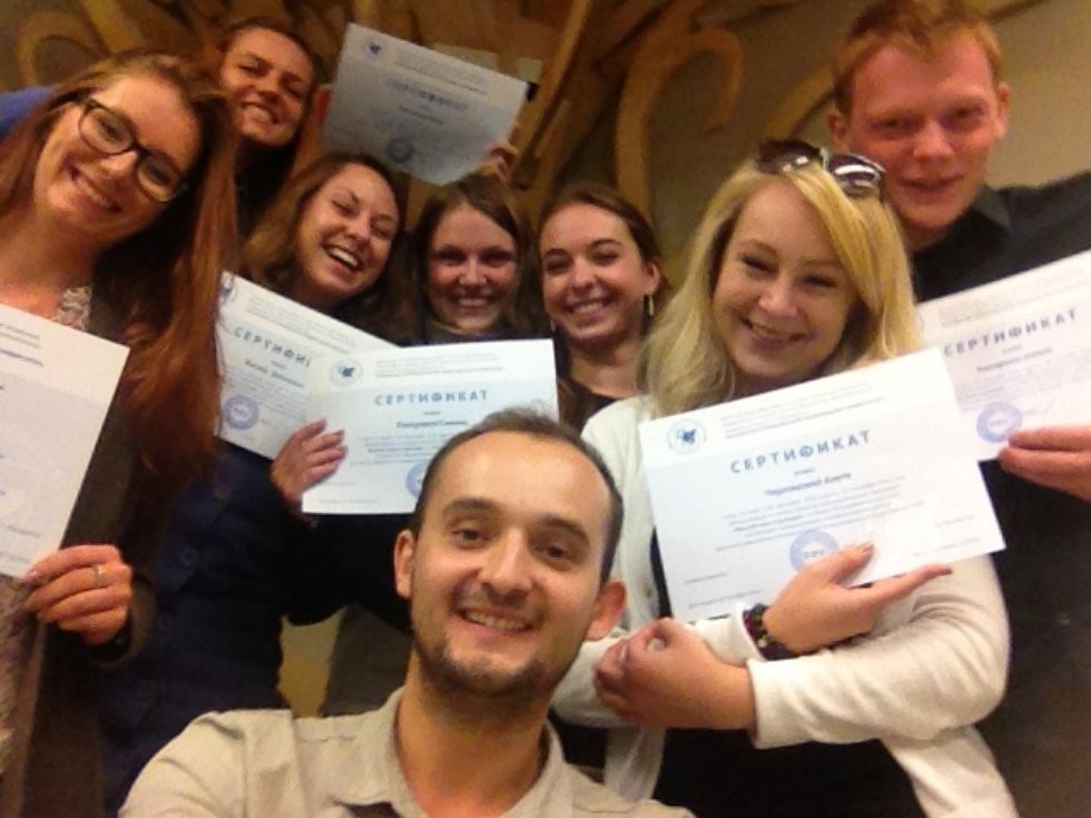 КРАТКОСРОЧНЫЕ ПРОГРАММЫ ПО РУССКОМУ ЯЗЫКУ (КАК ИНОСТРАННОМУ) КРАТКОСРОЧНЫЕ ПРОГРАММЫ ПО РУССКОМУ ЯЗЫКУ (КАК ИНОСТРАННОМУ)