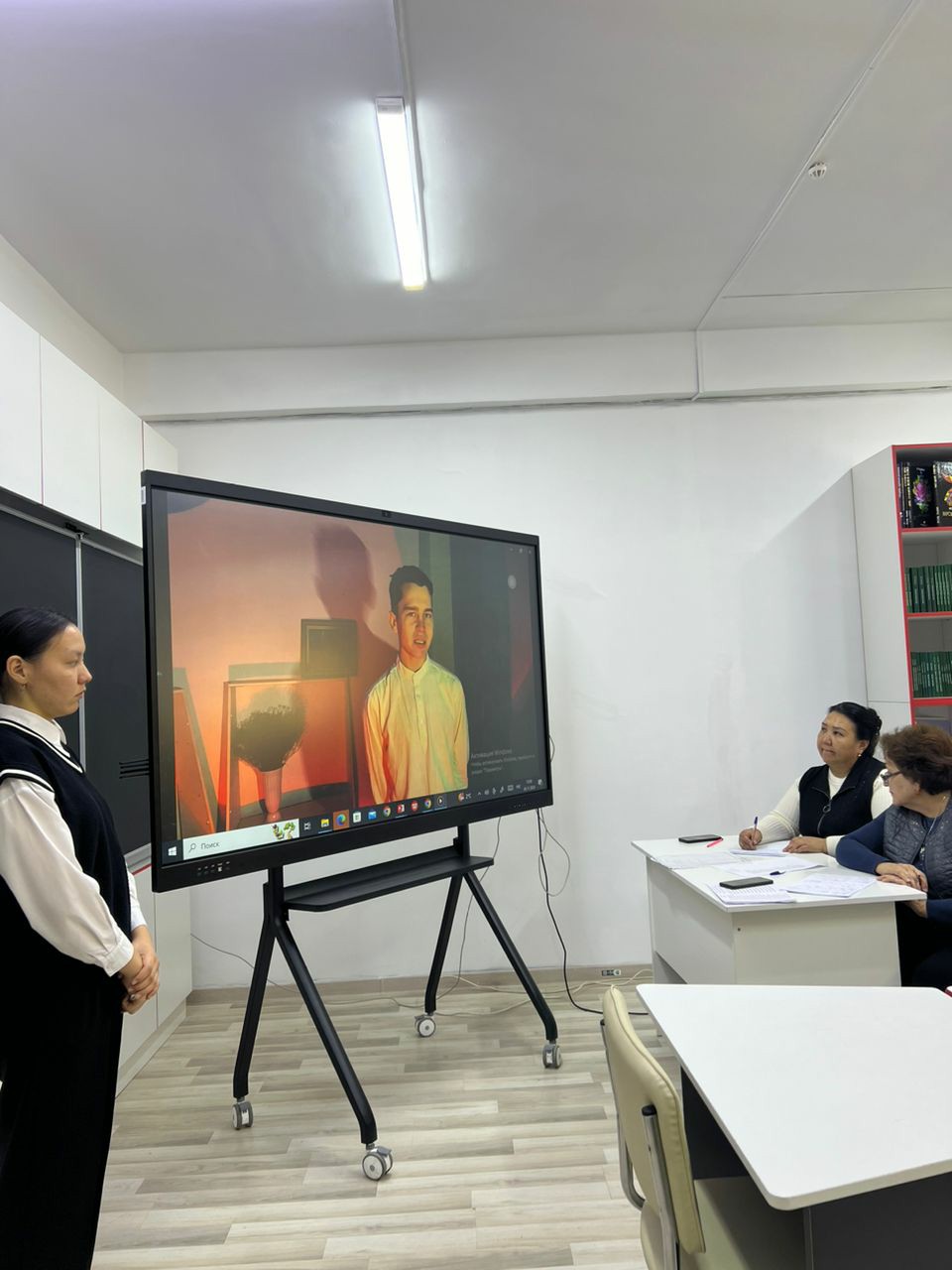 ����������� ������: ������ ��������� �� ������������� �������� ������ '��� ����, � � �������?'