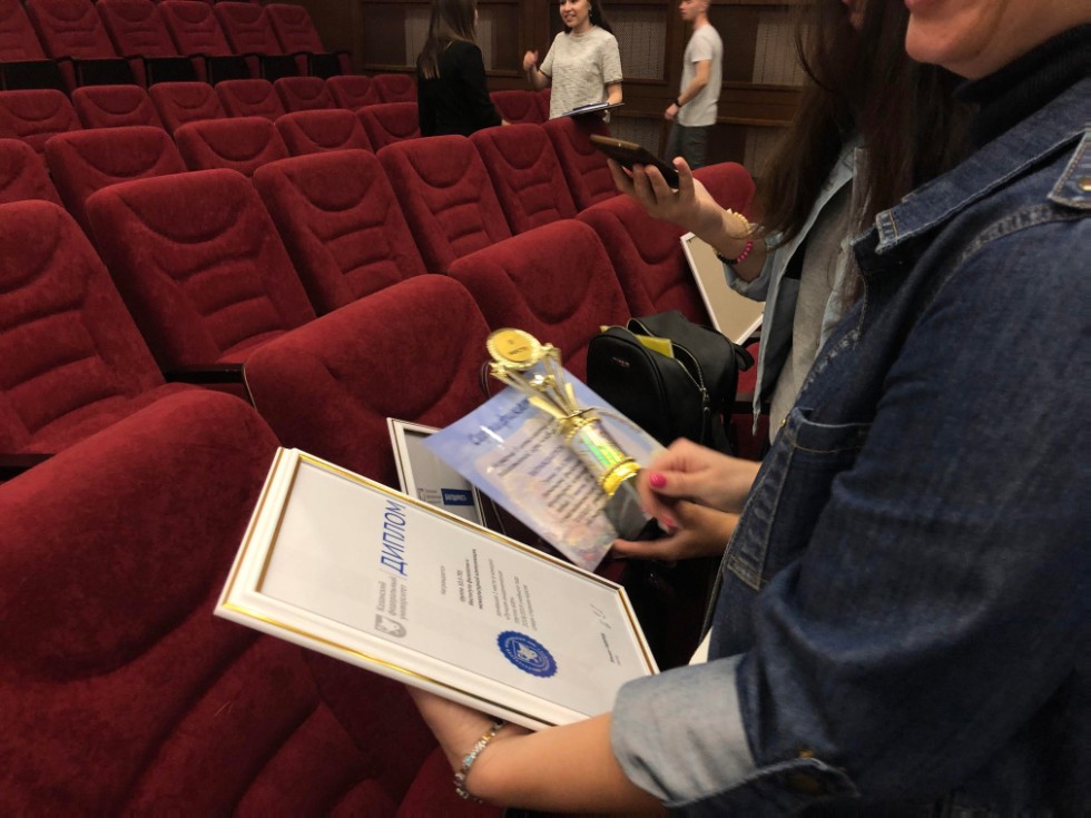 ����� ������ ����