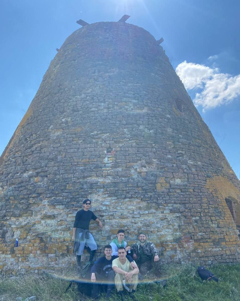 Два незабываемых дня в центре Татарстана. 30 км пешего маршрута. 16 участников из России, Алжира и Индонезии. Два незабываемых дня в центре Татарстана. 30 км пешего маршрута. 16 участников из России, Алжира и Индонезии.