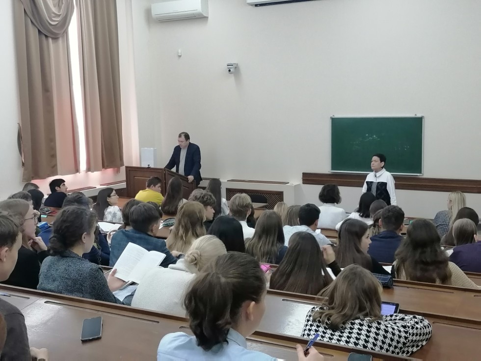 6 и 10 октября 2022 года Центр практик организовал встречу работодателей со студентами первого курса в рамках курса 6 и 10 октября 2022 года Центр практик организовал встречу работодателей со студентами первого курса в рамках курса