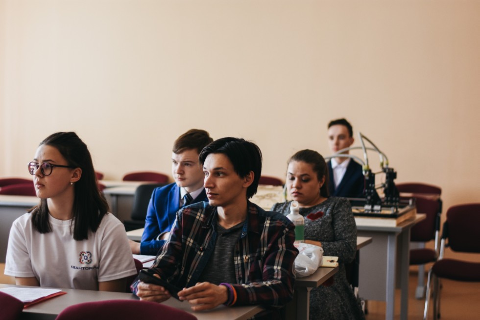 ����� ��������� ���� ������������� 