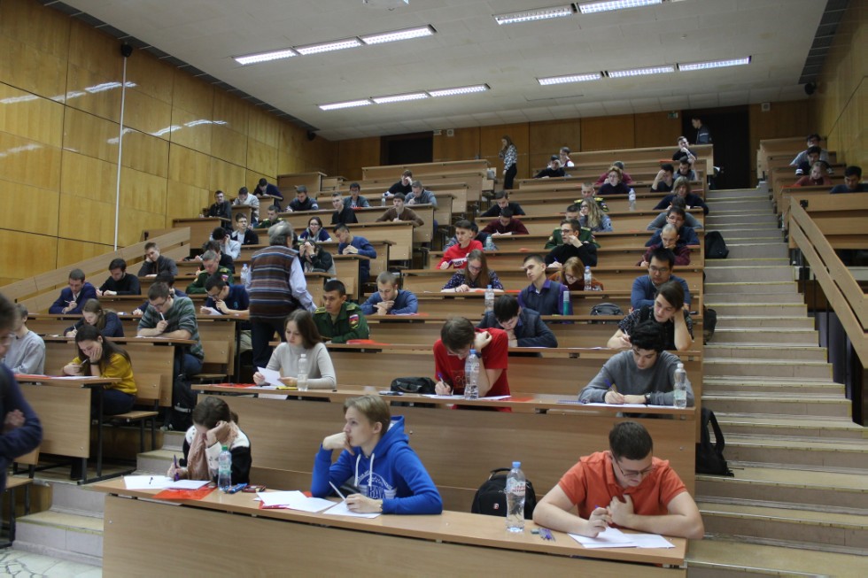 ��� ������ XI �������� ���������� ������������ �������������� ���������