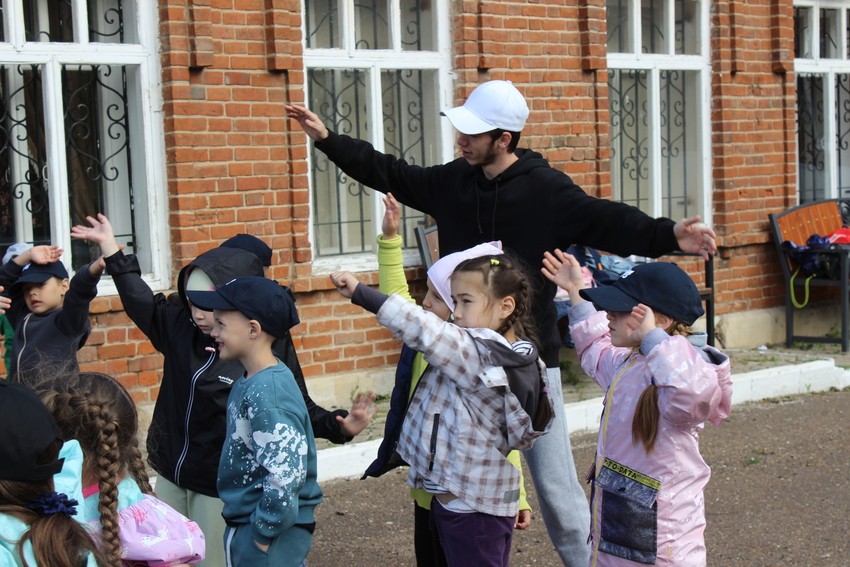 ИнтелЛето-2024: три недели в кругу друзей ИнтелЛето-2024: три недели в кругу друзей