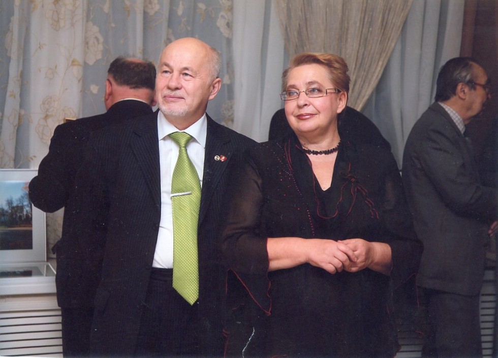 ������� �������: '���������� � ���� '� �����''