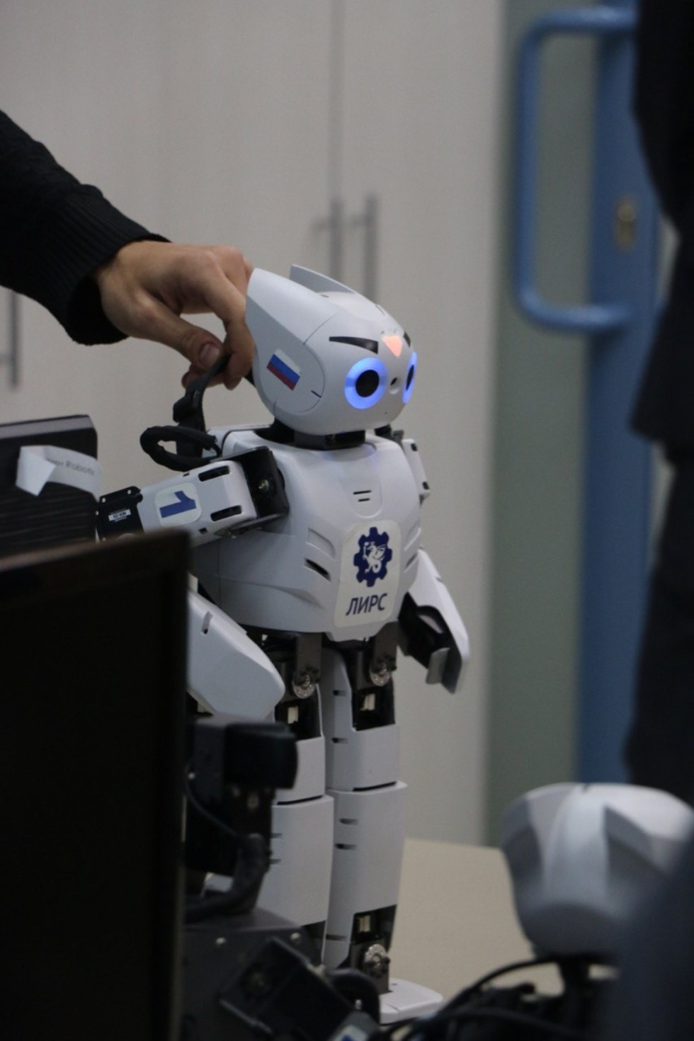 Лабораторию Интеллектуальных Робототехнических Систем посетил ректор Казанского Федерального Университета Сафин Ленар Ринатович.