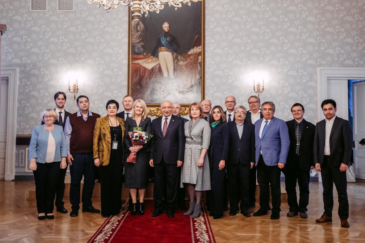 Лилия Бакулина: 'Для меня быть руководителем ? значит быть лидером, за которым готова идти команда' Лилия Бакулина: 'Для меня быть руководителем ? значит быть лидером, за которым готова идти команда'