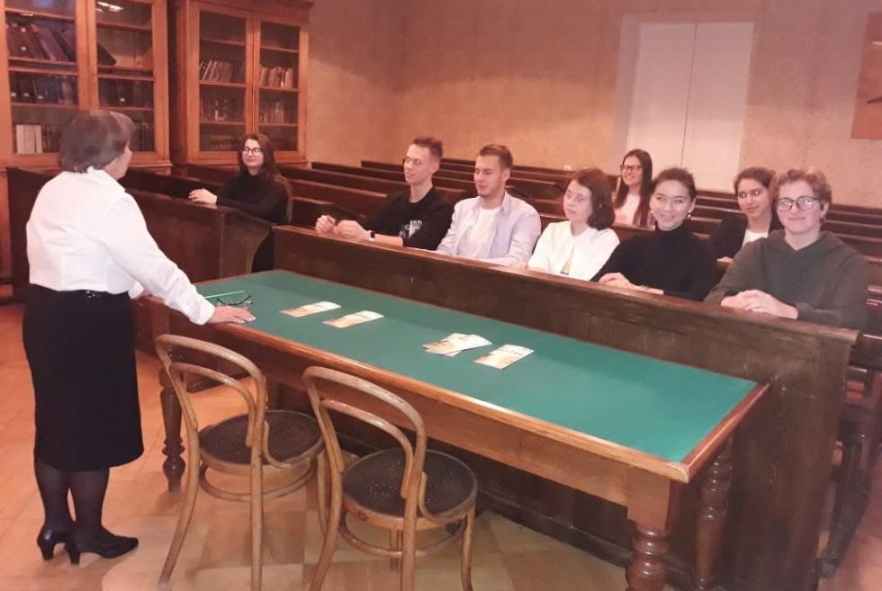 Каждый студент должен знать историю своего университета Каждый студент должен знать историю своего университета