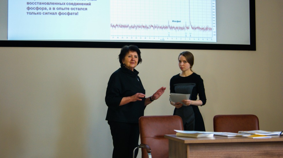 ���� � �����