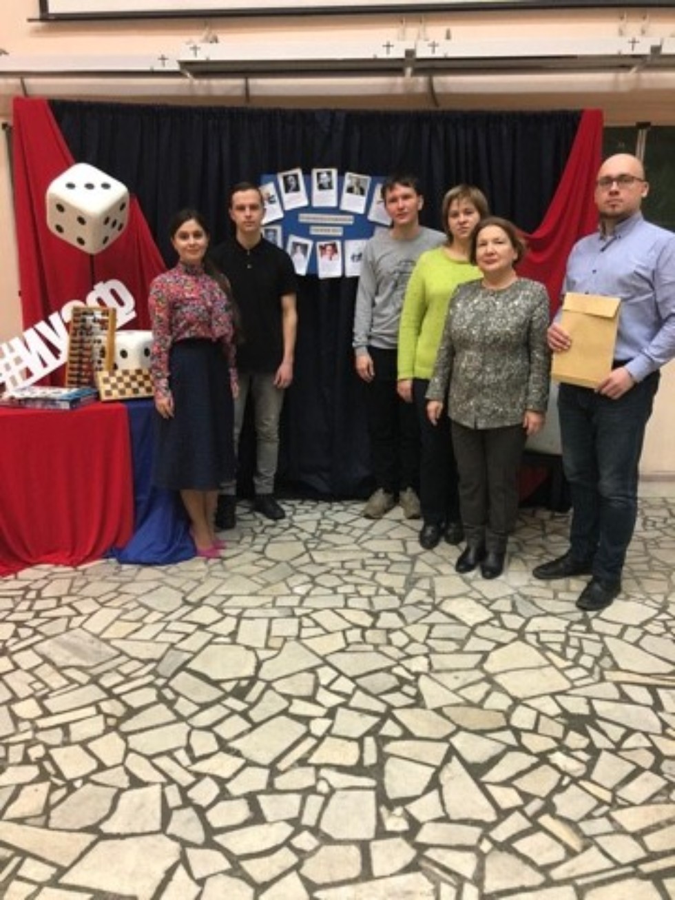 2 ������� � ��������� ����������� ������������ ������ 11 ����� ������-����������� ������� 'PRO����� � ���' ��� ��������� '������� ����'. � ���� ��� '���� � ������������' ��������� ����������. ��� ��������� � ���� ���� � ���������� �������� ������������� ������ � ������ ����� �.�.������������.