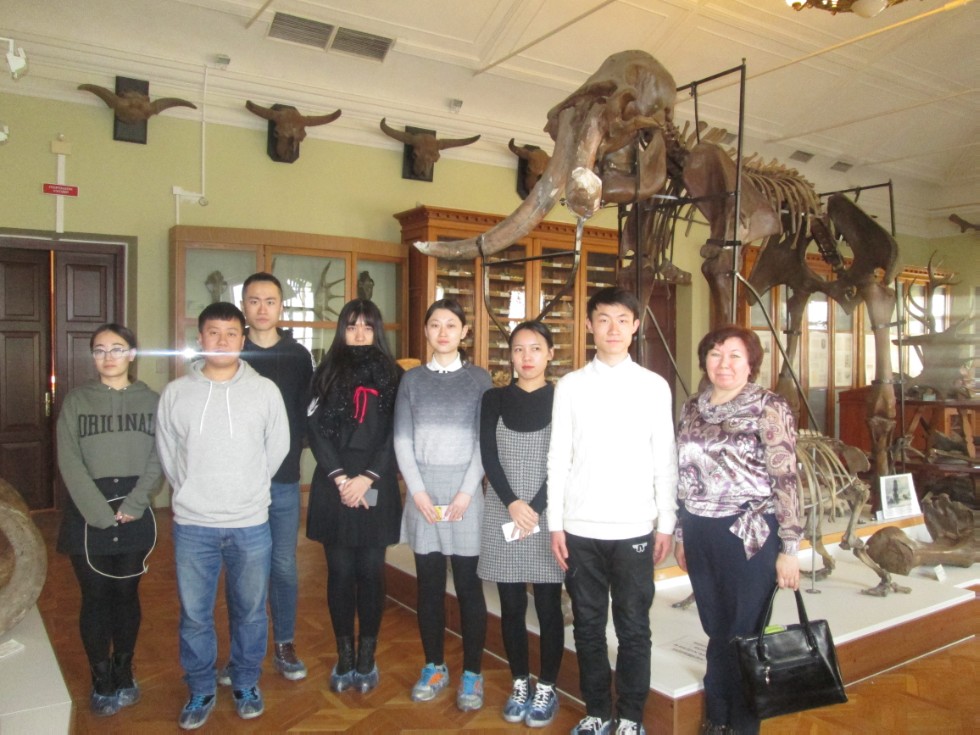 В России китайские студенты встречают Новый год два раза В России китайские студенты встречают Новый год два раза