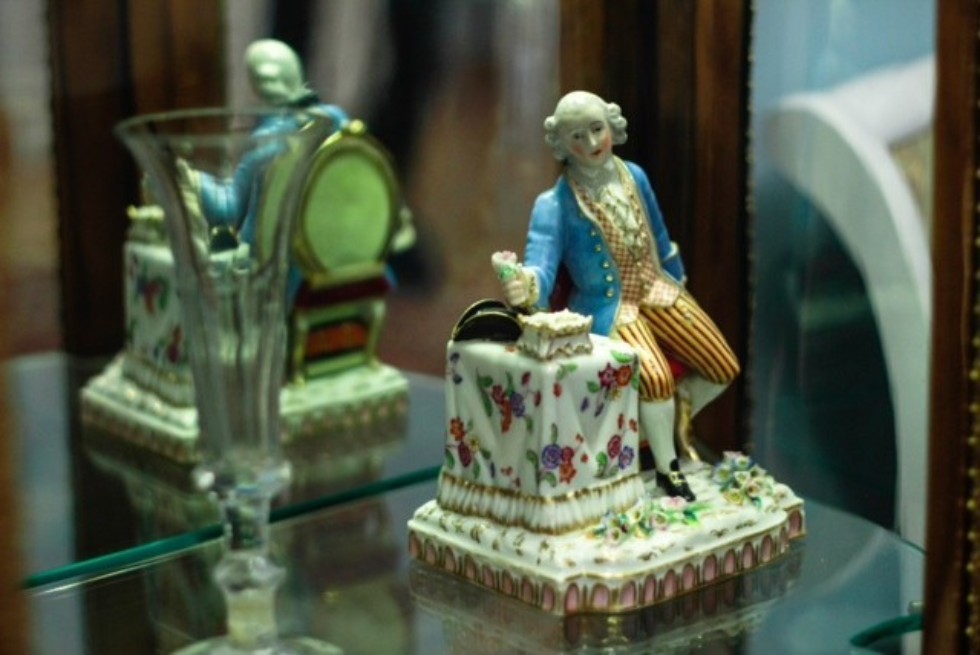 ����� � ����� �. ������������