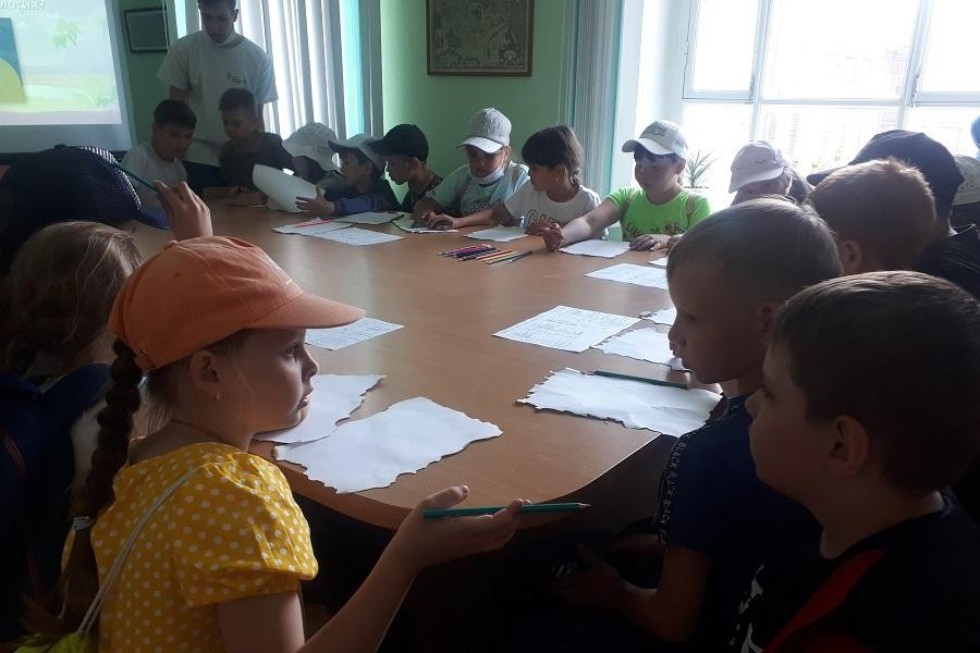 Ученики Университетской школы посетили Музей археологии и истории Татарстана Ученики Университетской школы посетили Музей археологии и истории Татарстана