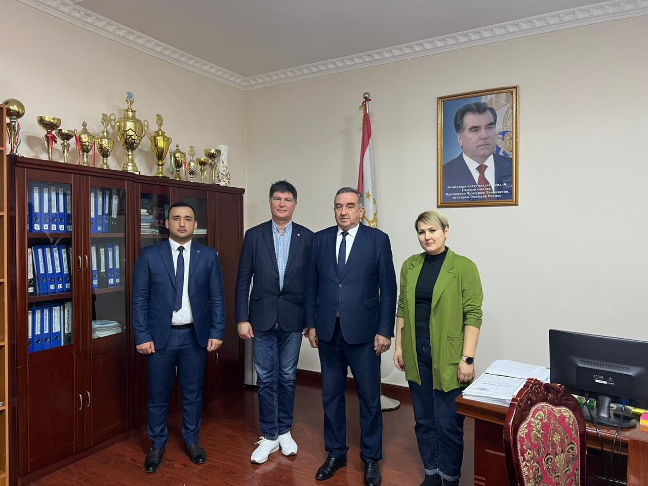 �������� ��������� ������ �������� ����� � ����������� ������� ������ �������!