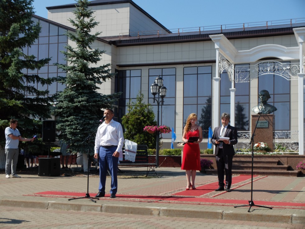 ����������� ��������, ����������� 238-����� �.�.���������