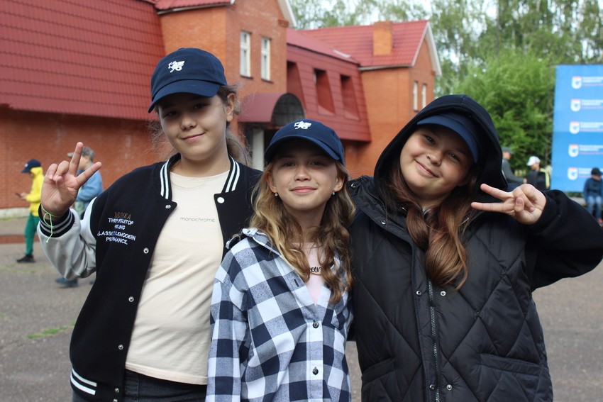 ИнтелЛето-2024: три недели в кругу друзей ИнтелЛето-2024: три недели в кругу друзей