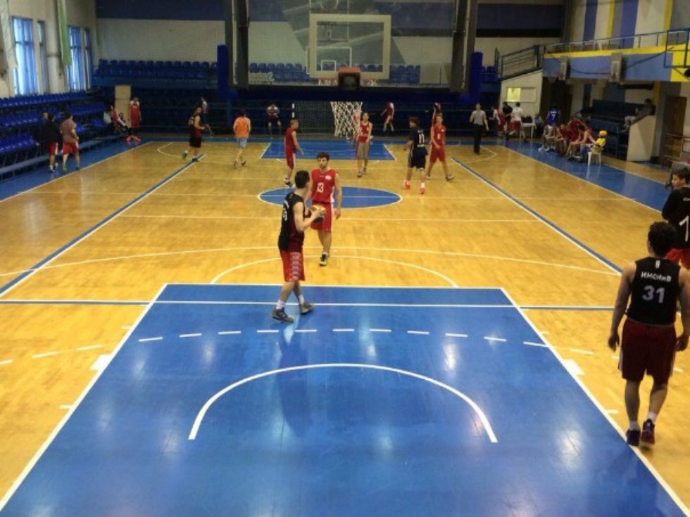 Легендарная победа легендарной команды Легендарная победа легендарной команды