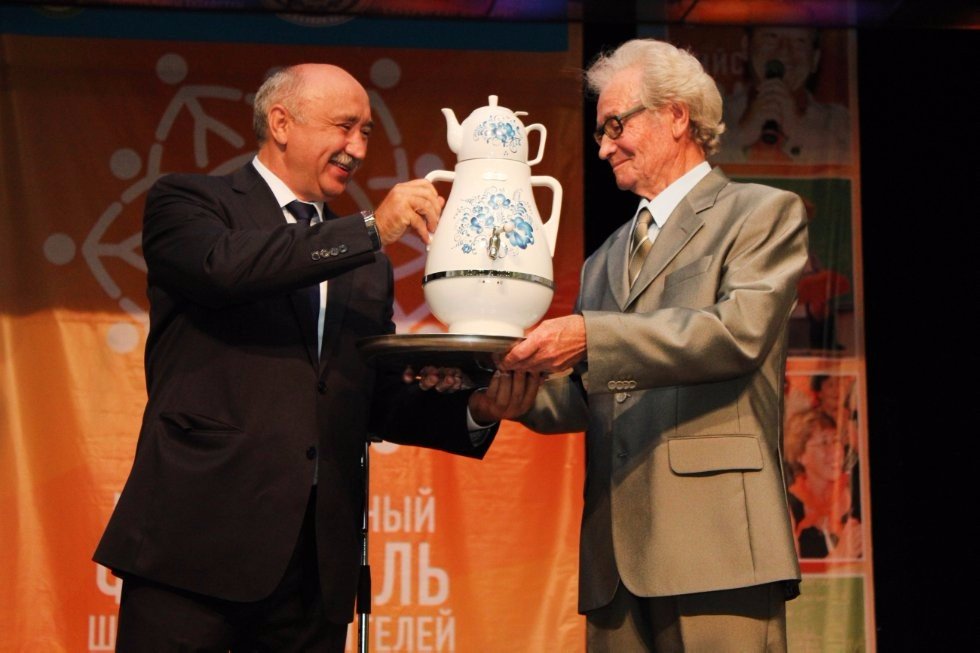 Secondary Education Discussed At the VI International Schoolteachers Festival